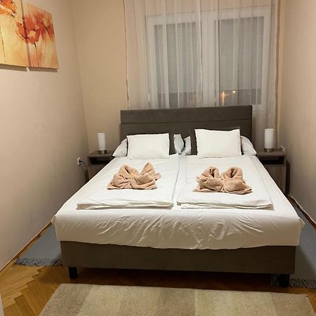 Centroom Надьканижа Экстерьер фото